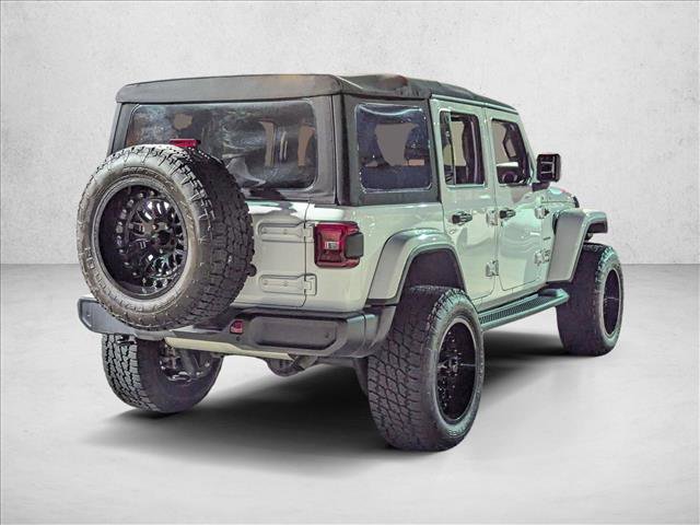 Used 2018 Jeep Wrangler Unlimited Sahara image 5