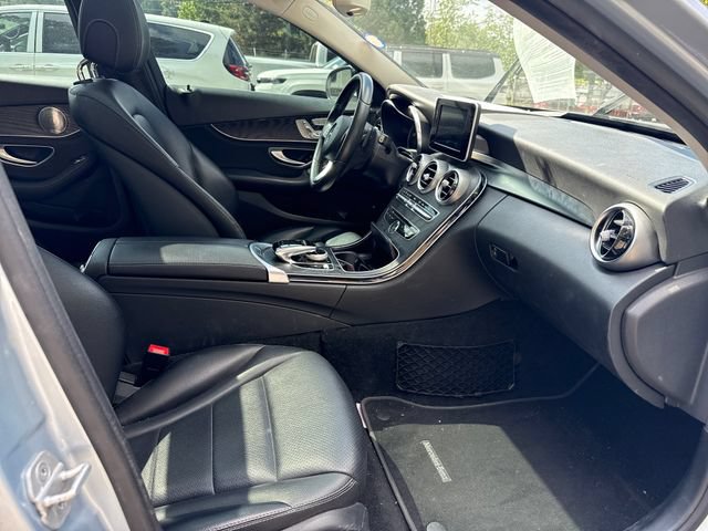 Used 2015 Mercedes-Benz C 300 Sedan image 9
