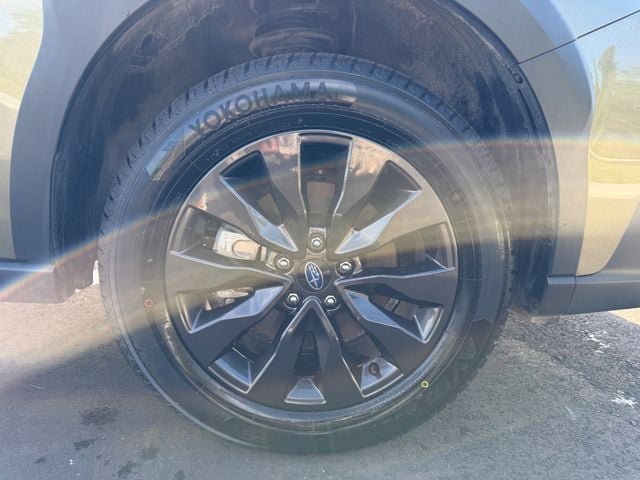 Used 2025 Subaru Outback Onyx Edition AWD/4WD image 12