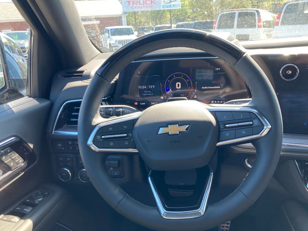 New 2025 Chevrolet Suburban Premier image 12