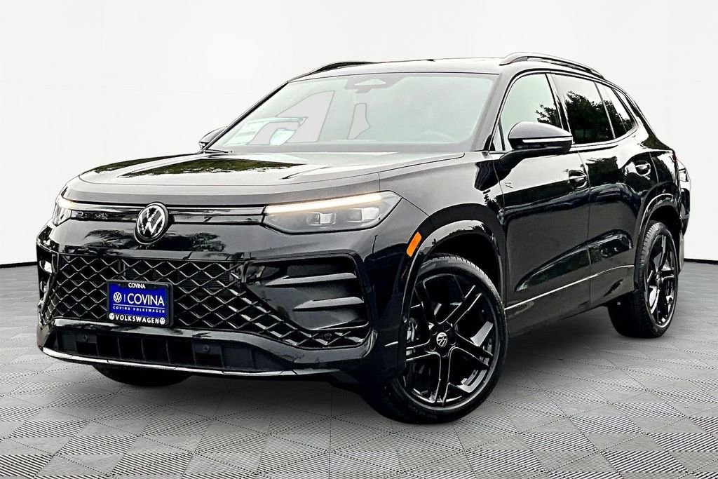 New 2026 Volkswagen Tiguan SE R-Line image 3