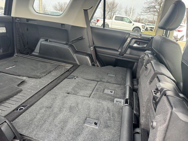 Used 2024 Toyota 4Runner TRD Off-Road Premium image 35