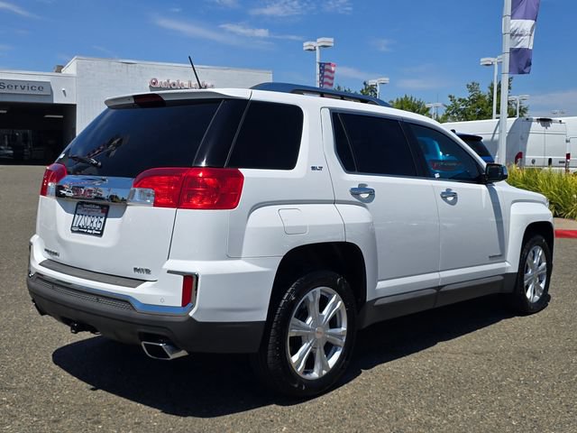 Used 2017 GMC Terrain SLT w/ Open Road Package AWD/4WD image 4