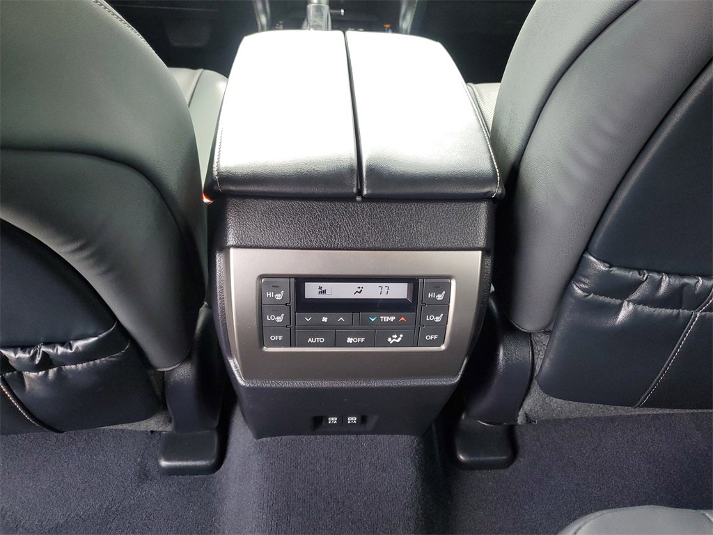 Used 2023 Lexus GX 460 Premium image 13