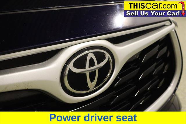 Used 2023 Toyota Highlander XLE image 10