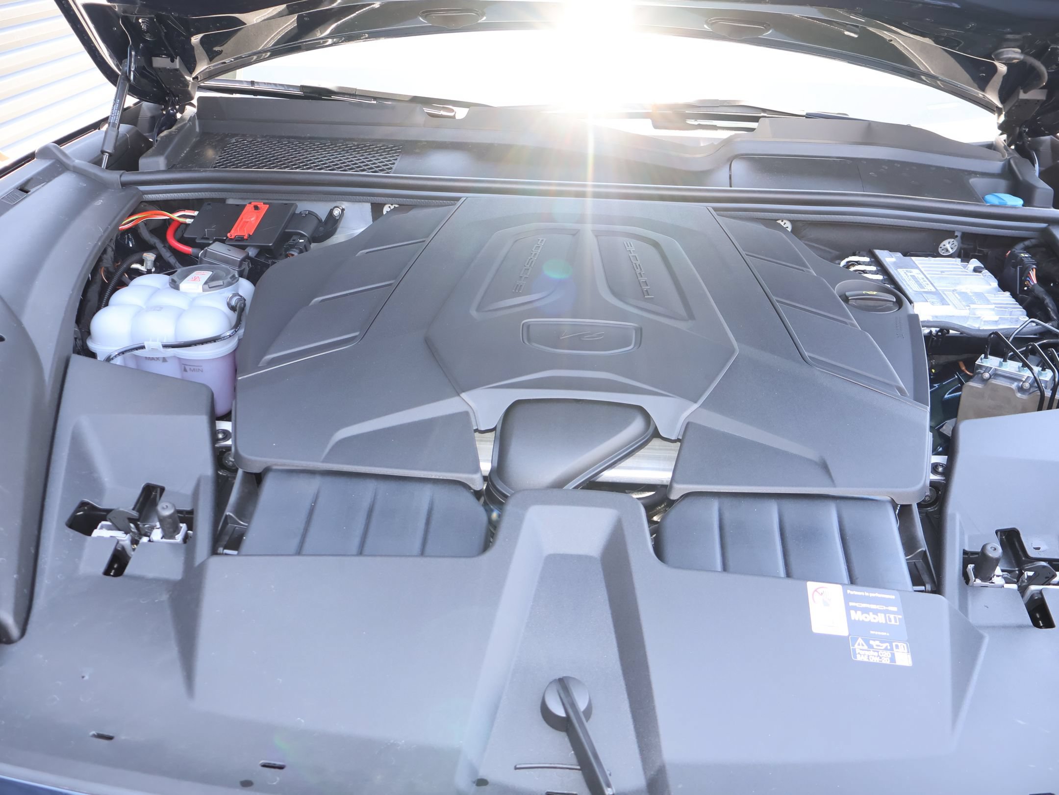 New 2026 Porsche Cayenne Coupe AWD/4WD image 26