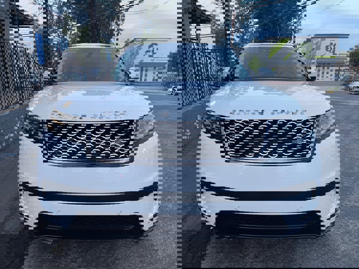Used 2019 Land Rover Range Rover Velar S image 2