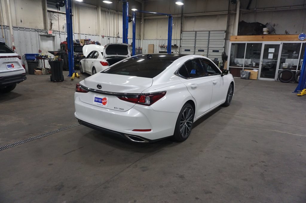 Used 2023 Lexus ES 350 w/ Premium Package FWD image 24