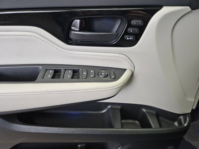 New 2026 Honda Odyssey Touring image 32