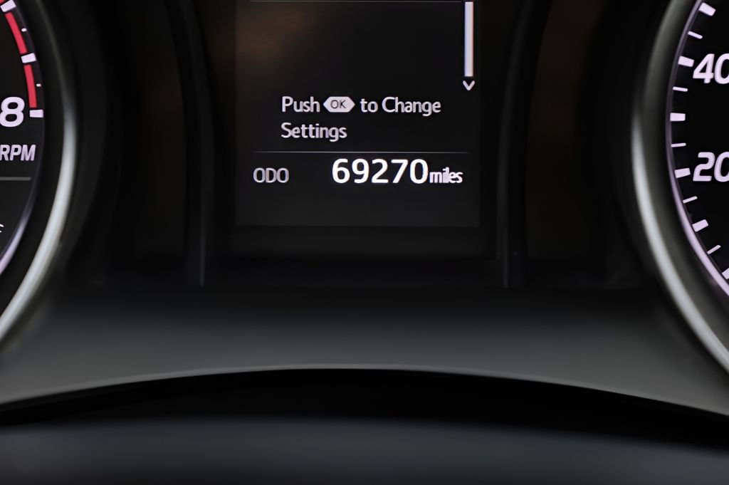 Certified 2023 Toyota Camry SE FWD image 32