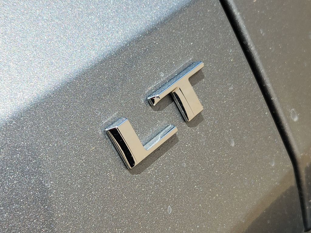 Used 2024 Chevrolet Traverse LT image 15