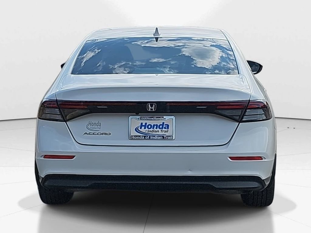 Used 2023 Honda Accord EX image 7