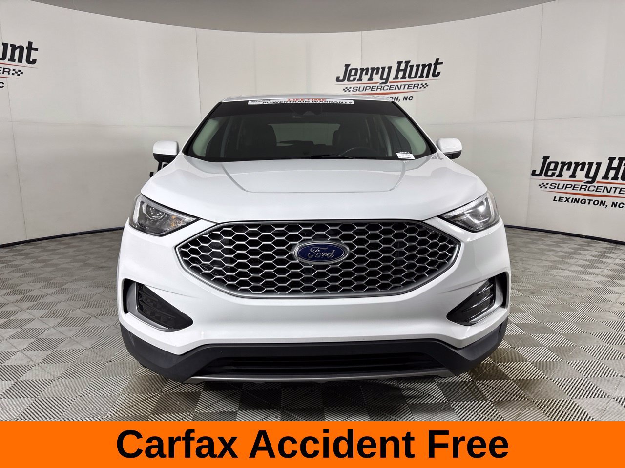Used 2024 Ford Edge SEL AWD/4WD image 3