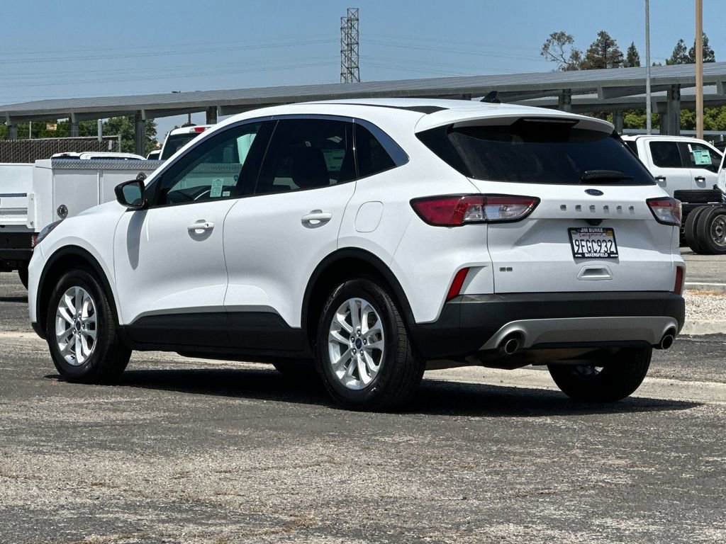 Certified 2022 Ford Escape SE FWD image 5