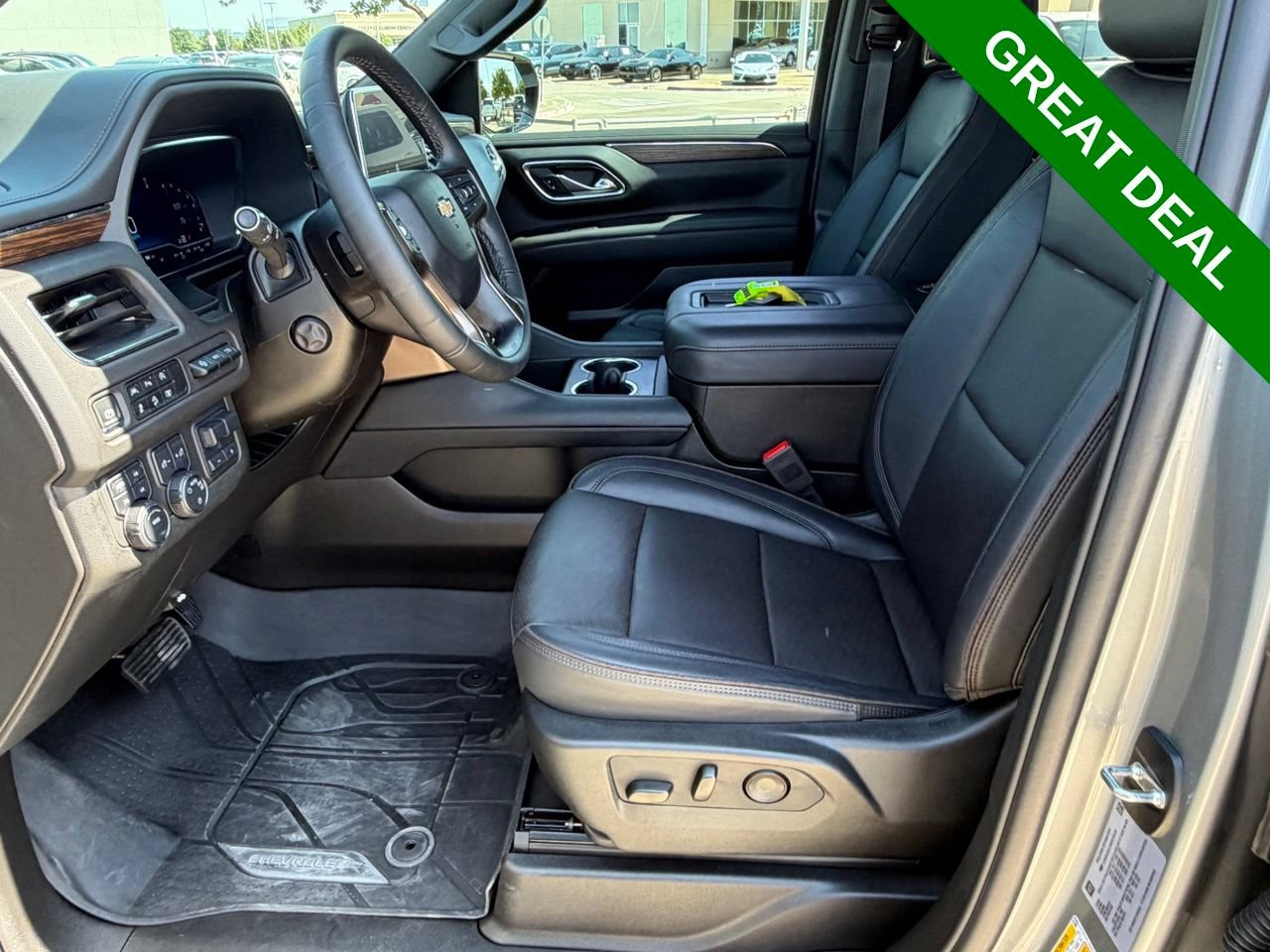 Used 2024 Chevrolet Suburban High Country w/ Premium Package AWD/4WD image 31