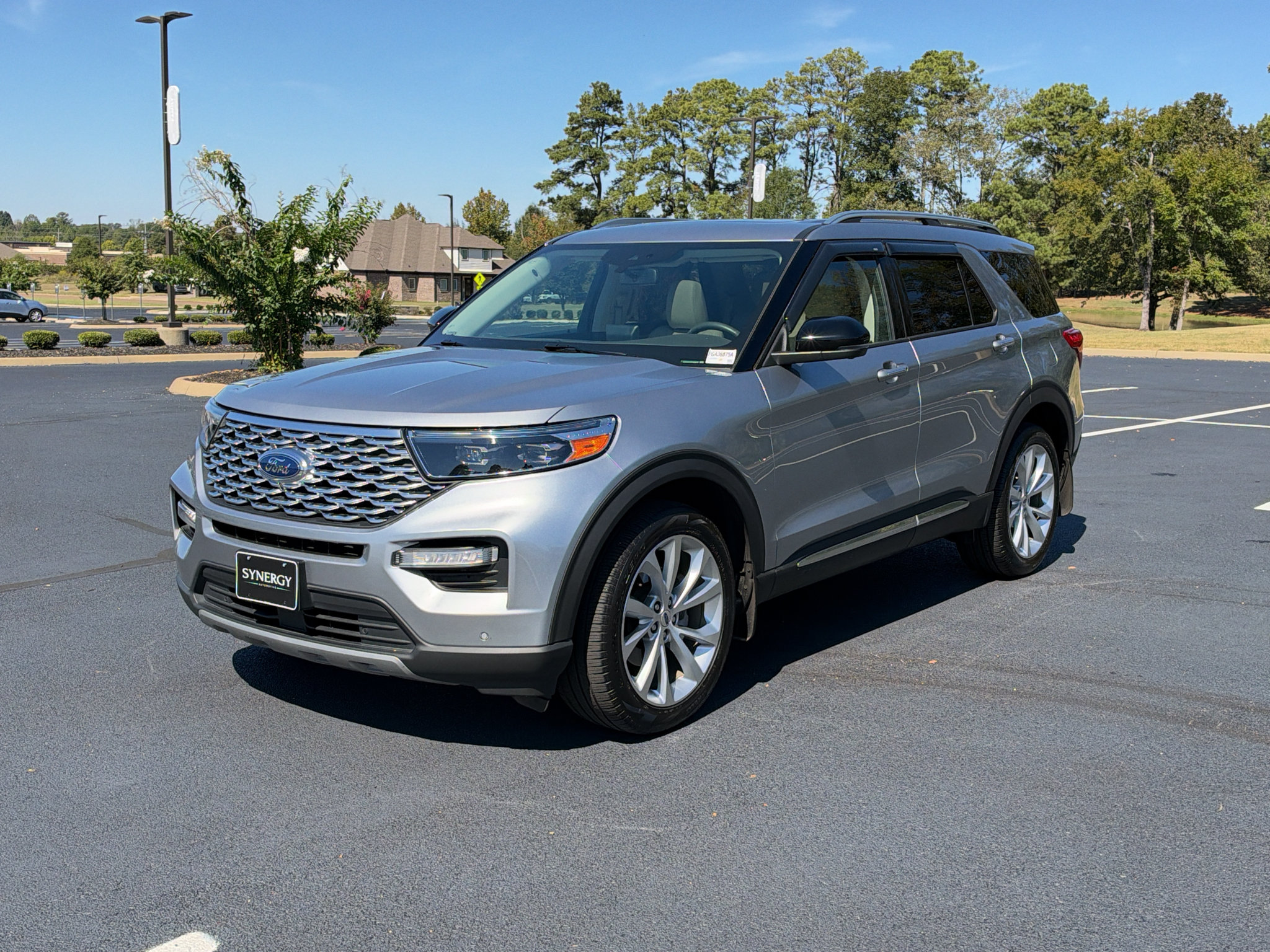 Used 2023 Ford Explorer Platinum w/ Technology Package
