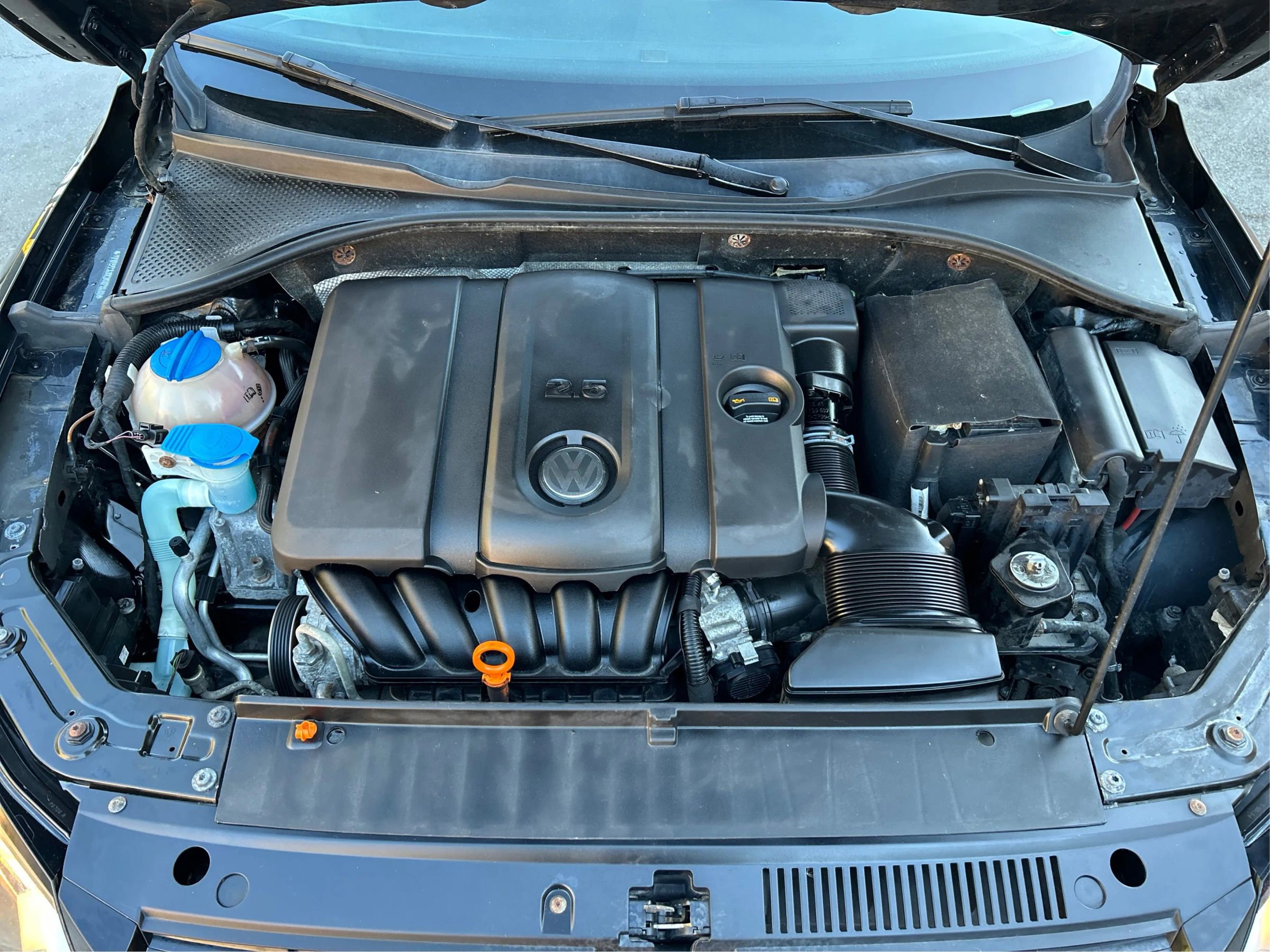 Used 2013 Volkswagen Passat 2.5 SE image 21