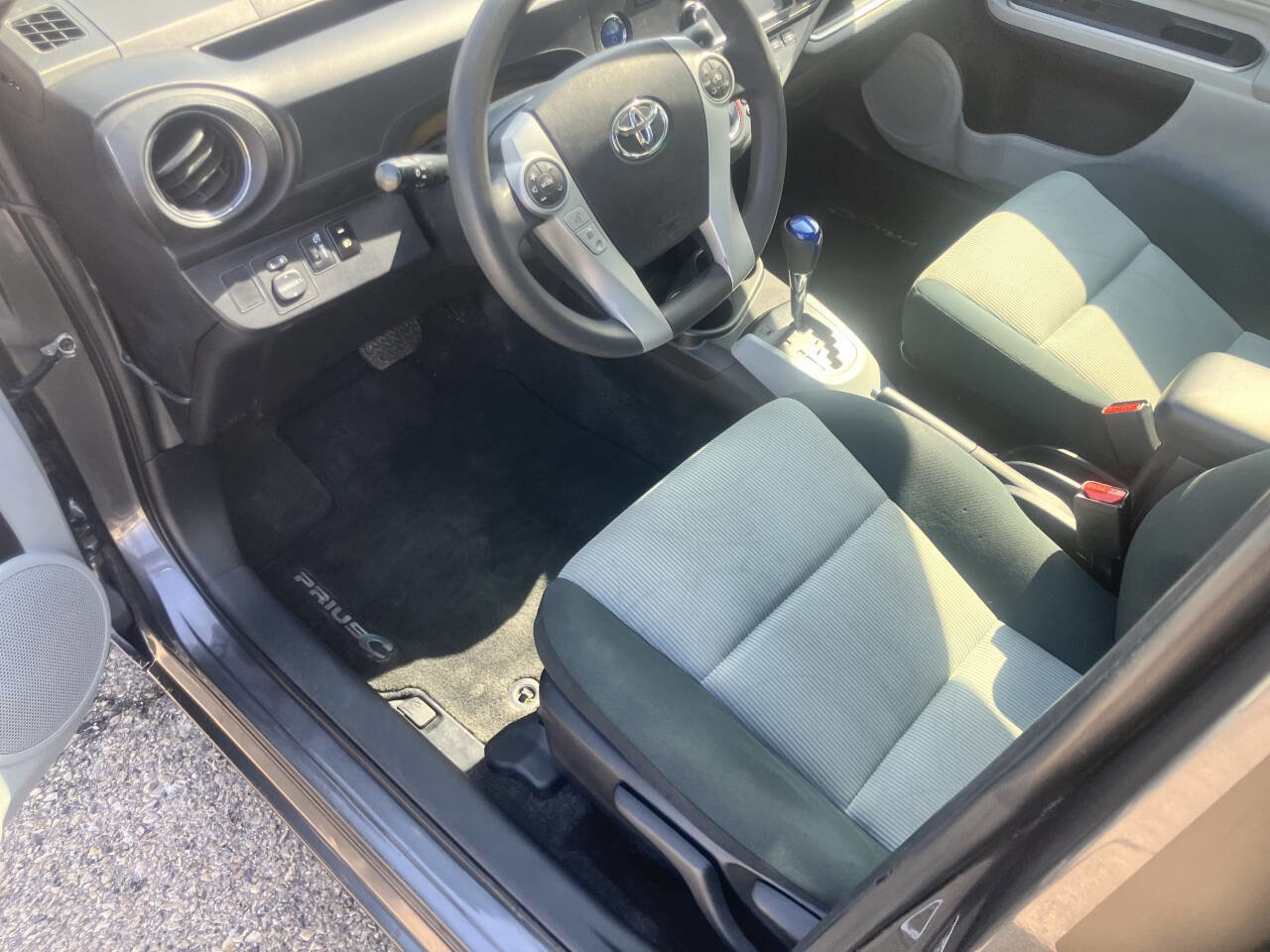 Used 2014 Toyota Prius C Three FWD image 12