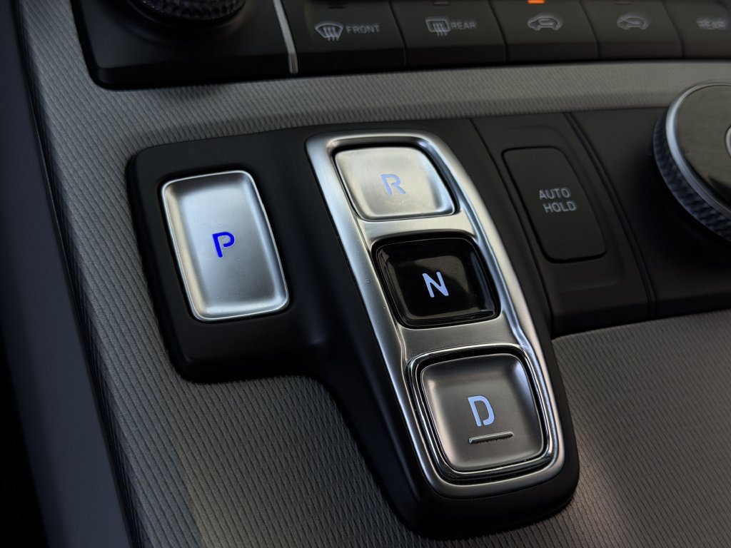 Used 2021 Hyundai Palisade SE FWD image 18