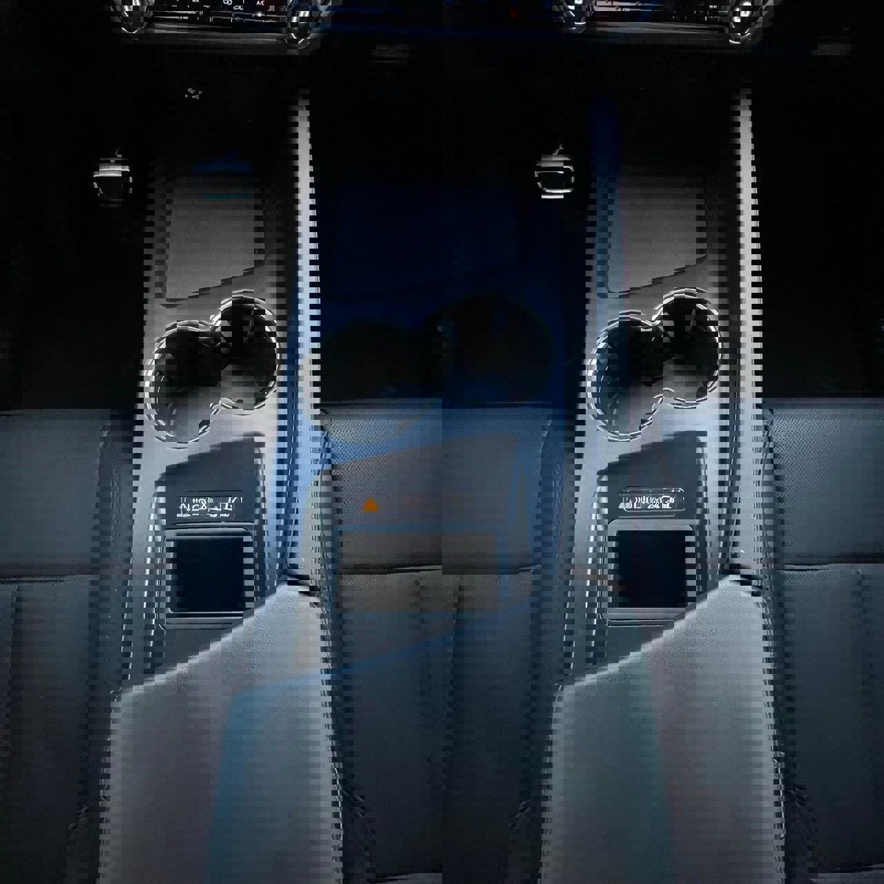 Used 2024 Acura ZDX A-Spec image 21