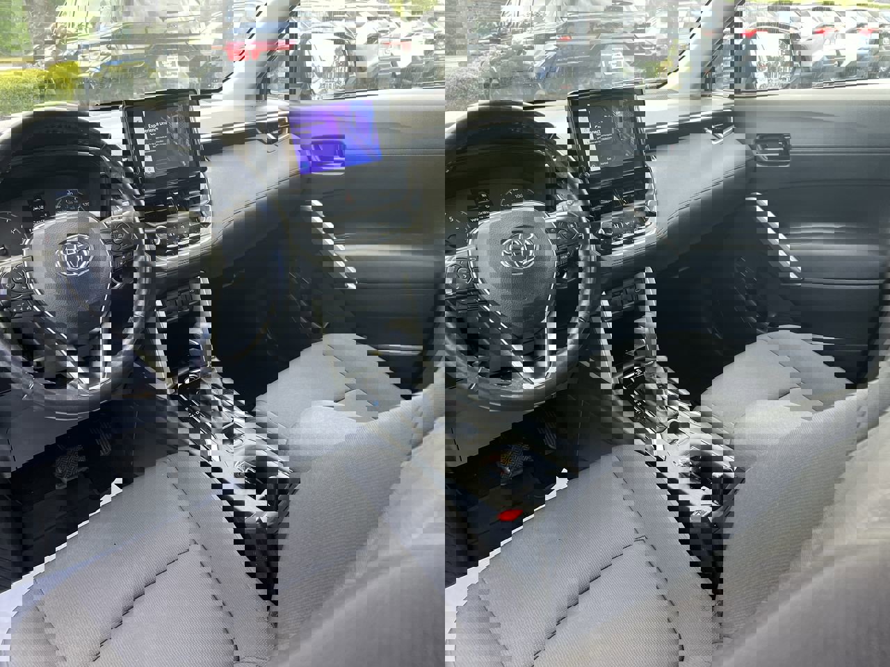 Used 2023 Toyota Corolla Cross LE image 30