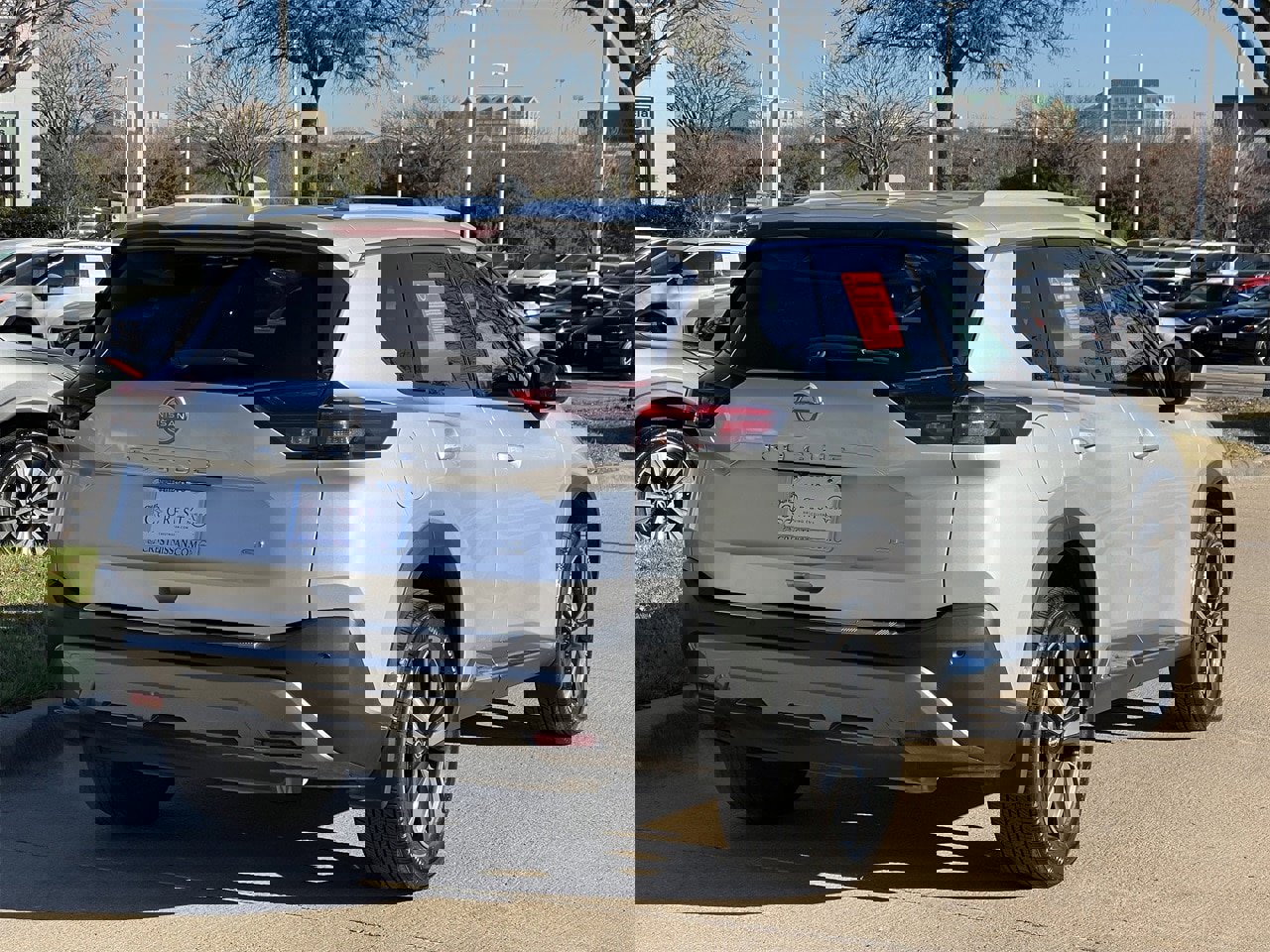 Certified 2023 Nissan Rogue SL w/ SL Premium Package image 4