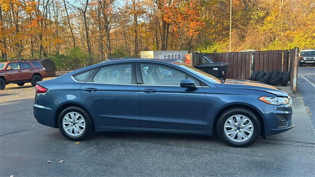 Used 2019 Ford Fusion S image 28