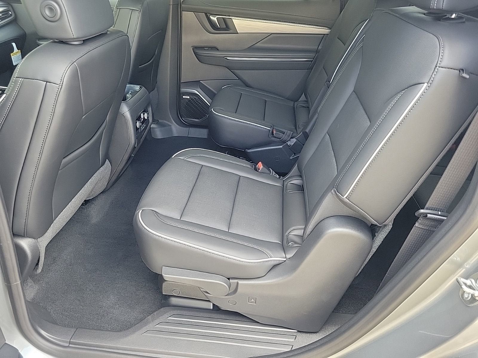 New 2026 Buick Enclave Preferred w/ Power Package FWD image 10
