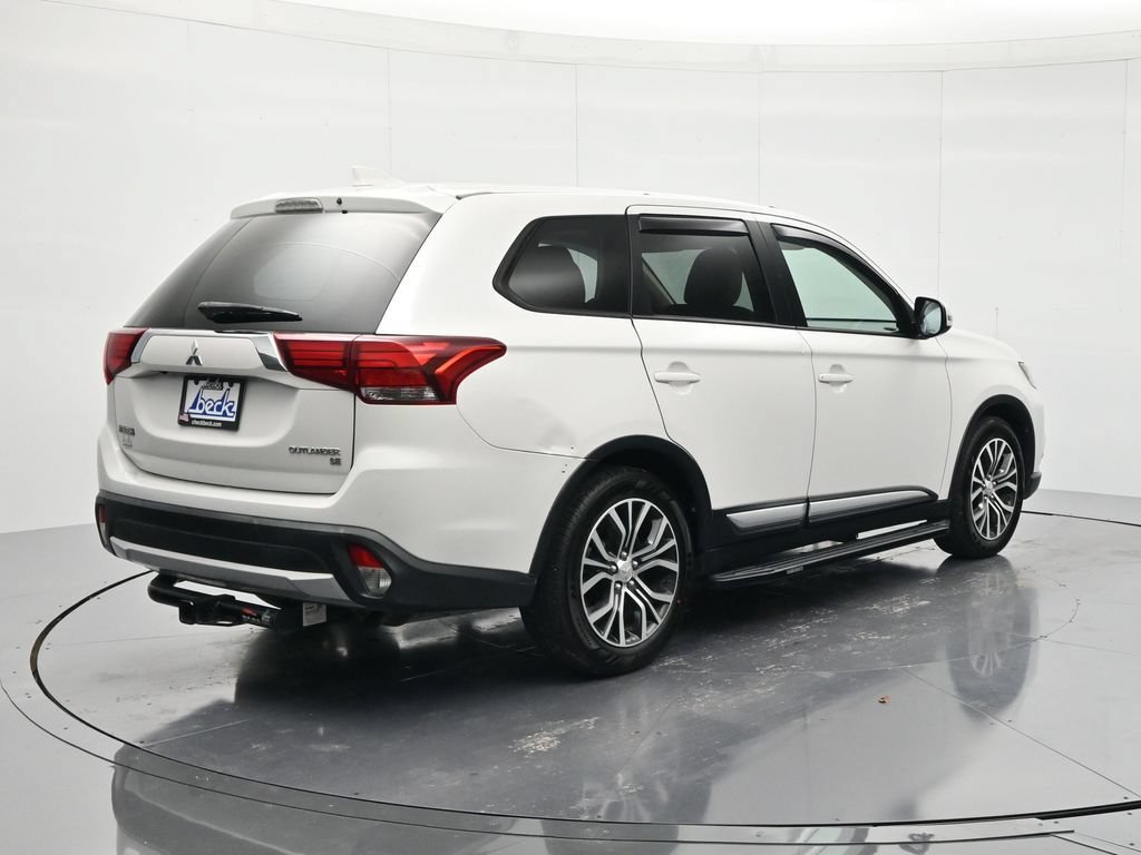 Used 2018 Mitsubishi Outlander SE FWD image 5