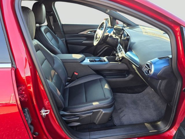 Used 2024 Chevrolet Equinox EV LT AWD/4WD image 12