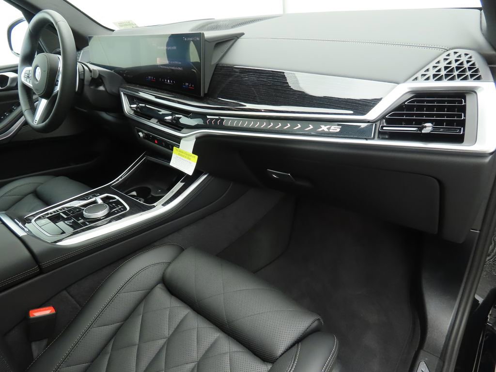 New 2026 BMW X5 sDrive40i w/ M Sport Package image 17