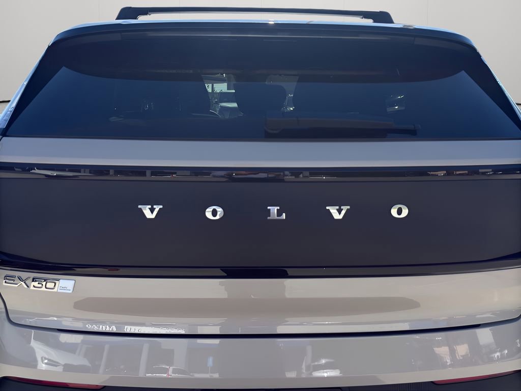 New 2026 Volvo EX30 Cross Country Ultra w/ Protection Package AWD/4WD image 8