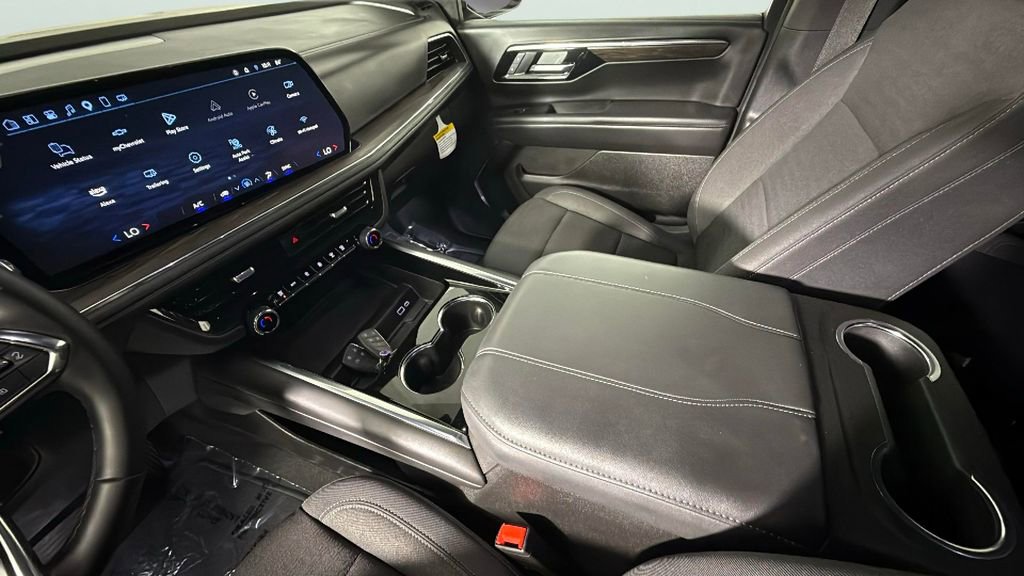 Certified 2025 Chevrolet Suburban LS image 26