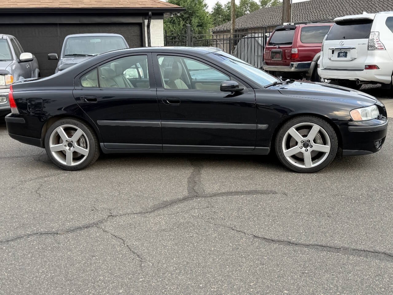 Used 2004 Volvo S60 R AWD/4WD image 32