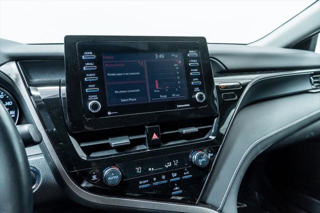 Used 2022 Toyota Camry SE w/ Convenience Package FWD image 16