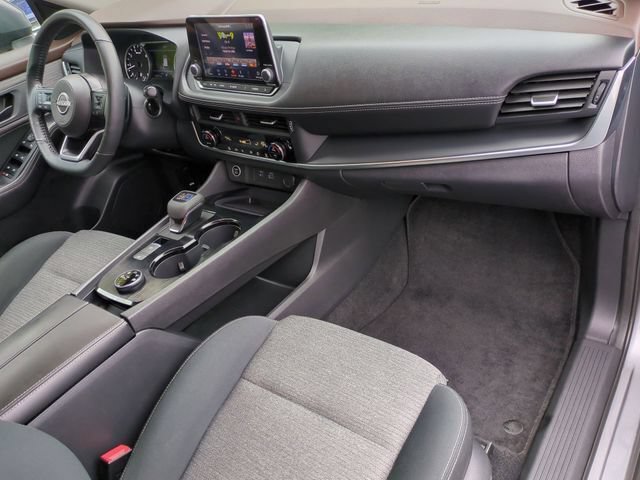 Used 2022 Nissan Rogue S AWD/4WD image 32
