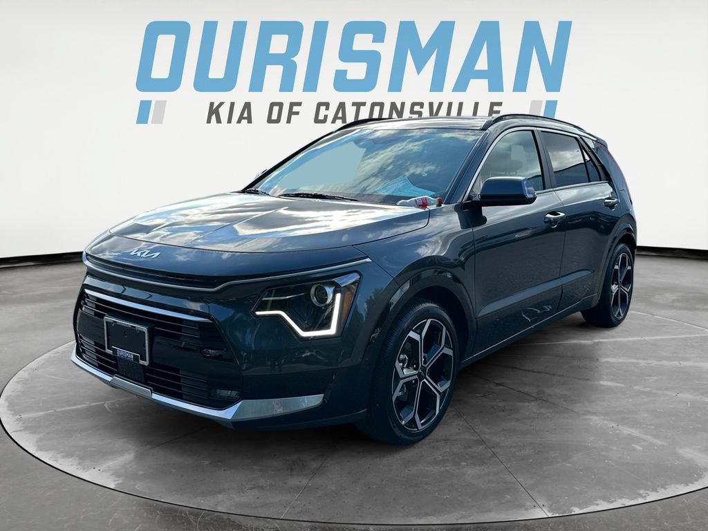 Certified 2025 Kia Niro EX Touring FWD image 2