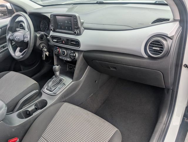 Used 2019 Hyundai Kona SE FWD image 17
