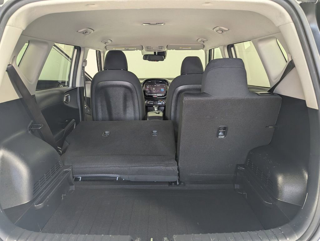 Used 2023 Kia Soul S image 25