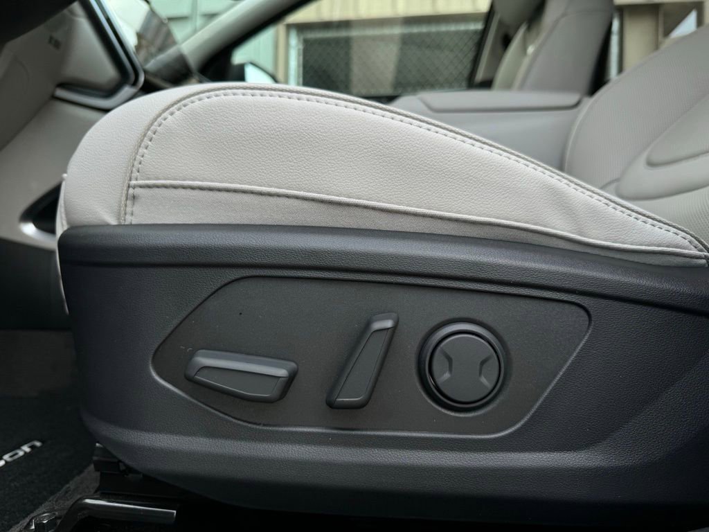 New 2024 Hyundai Tucson Limited AWD/4WD image 8