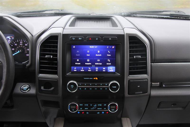 Used 2020 Ford Expedition Max XLT w/ Equipment Group 202A AWD/4WD image 29
