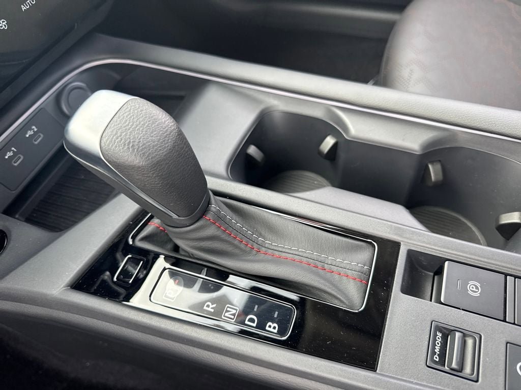 New 2026 Nissan Sentra SR w/ SR Premium Package FWD image 21