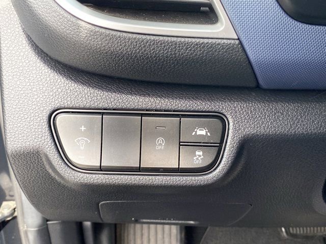 Used 2021 Kia Seltos S image 16