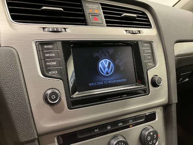 Used 2015 Volkswagen Golf S FWD image 52