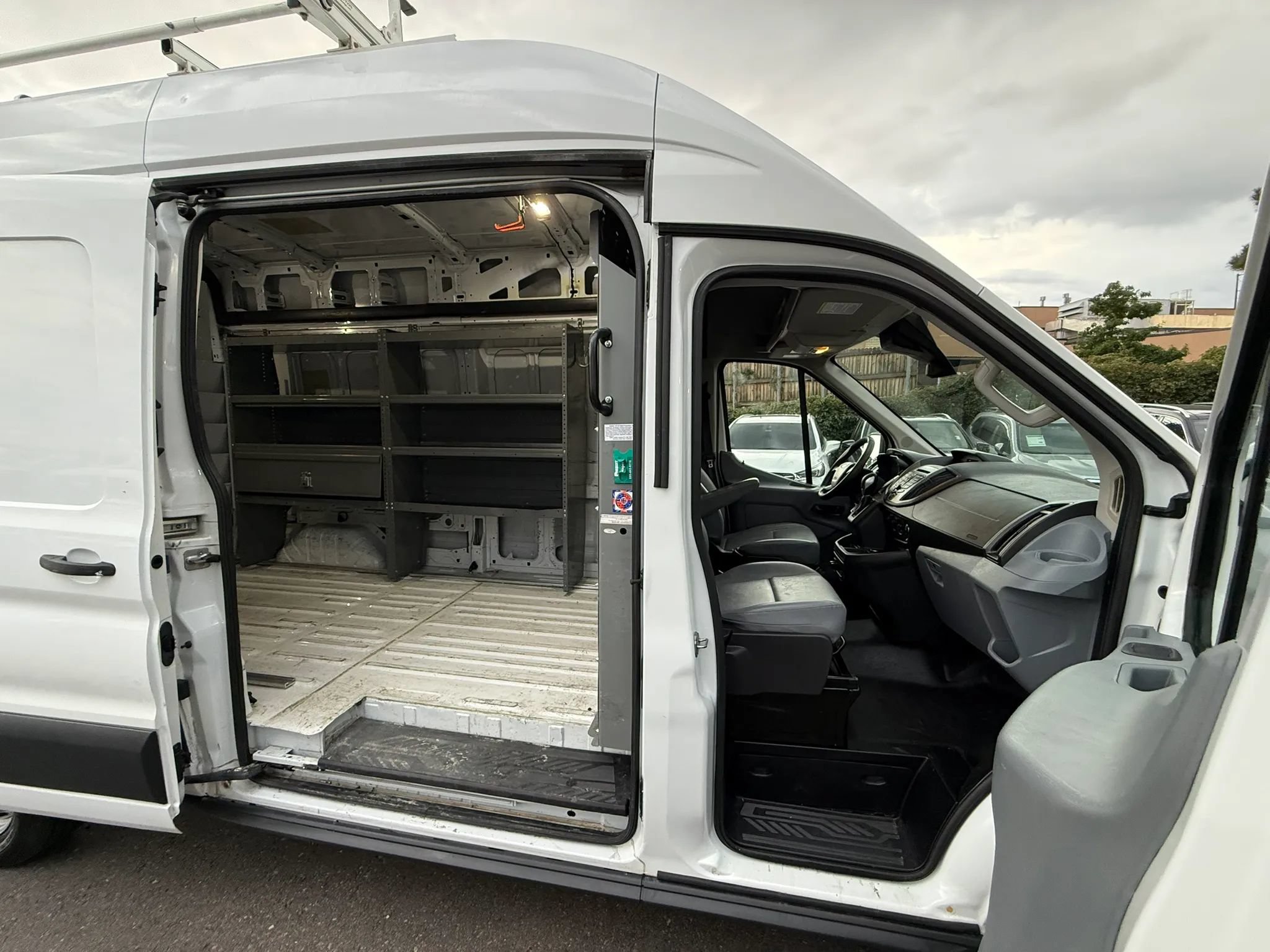 Used 2018 Ford Transit 350 148 High Roof RWD image 22
