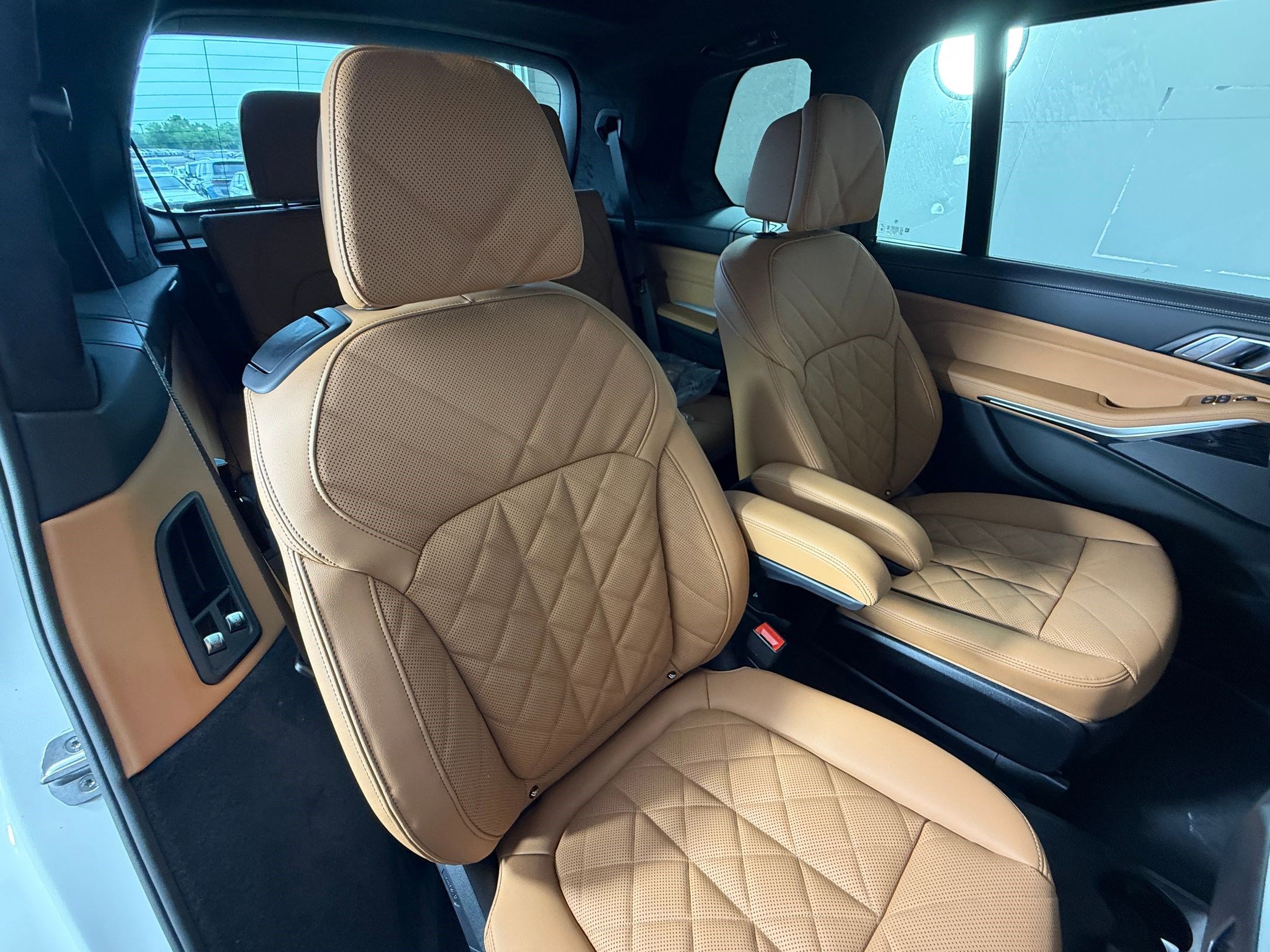 New 2027 BMW X7 xDrive40i AWD/4WD image 33