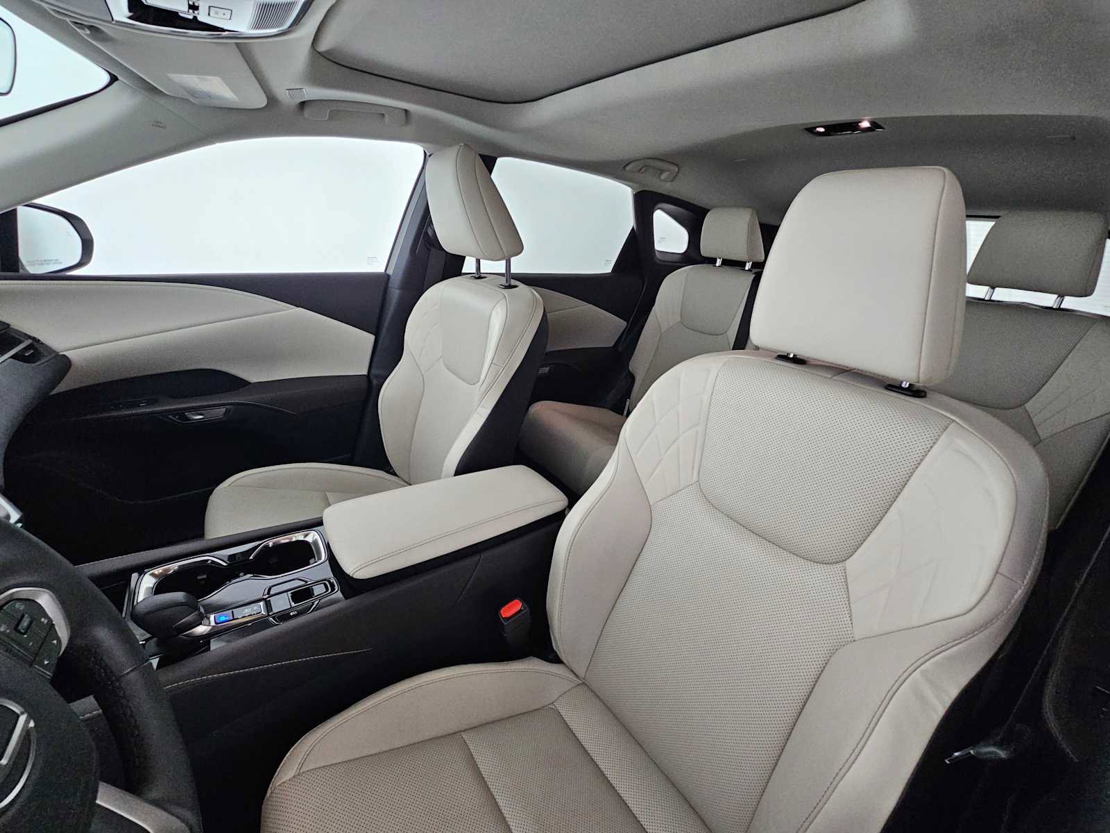 Used 2024 Lexus RX 350 FWD w/ Technology Package image 21