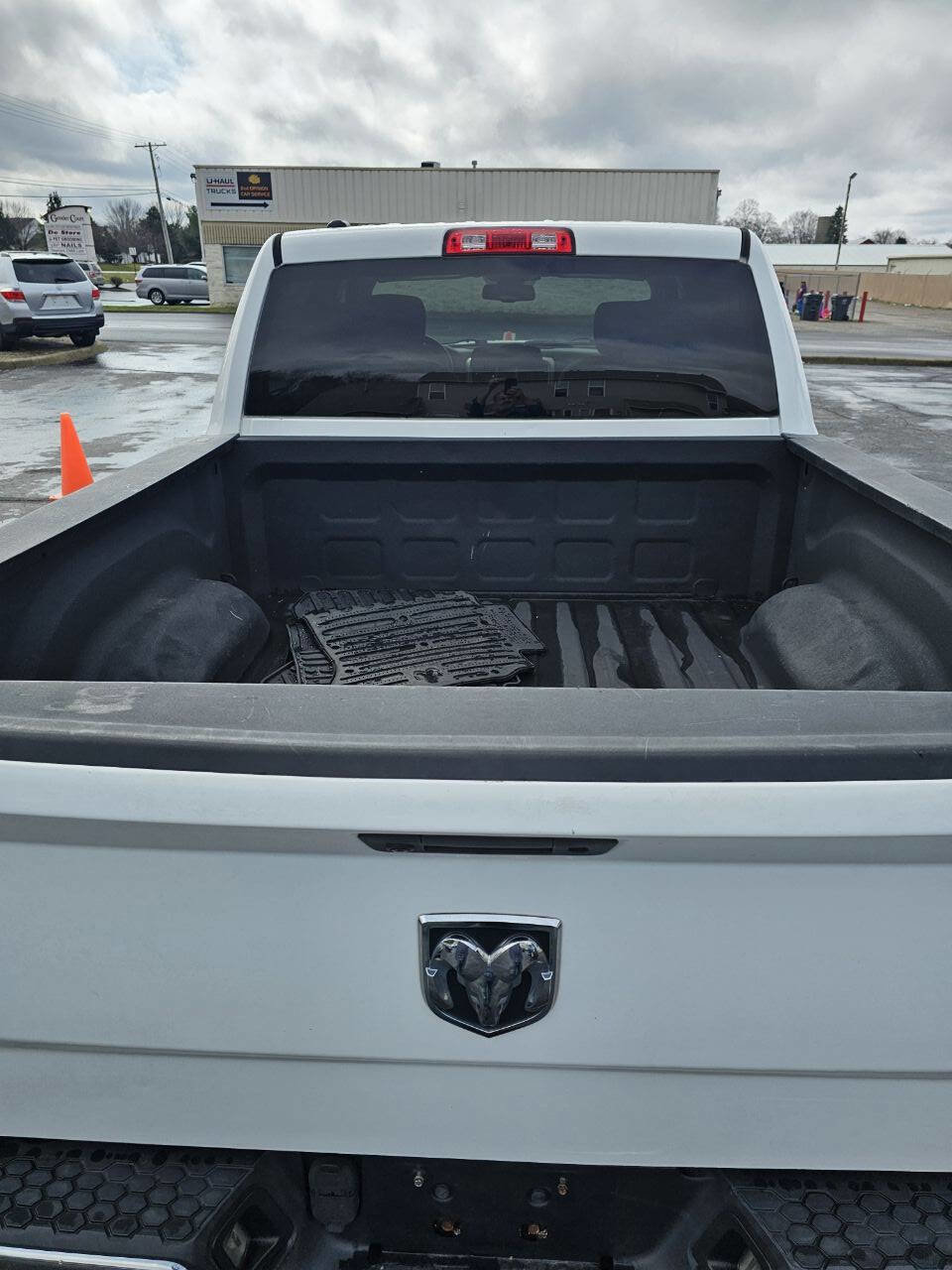 Used 2015 RAM 1500 Outdoorsman image 12