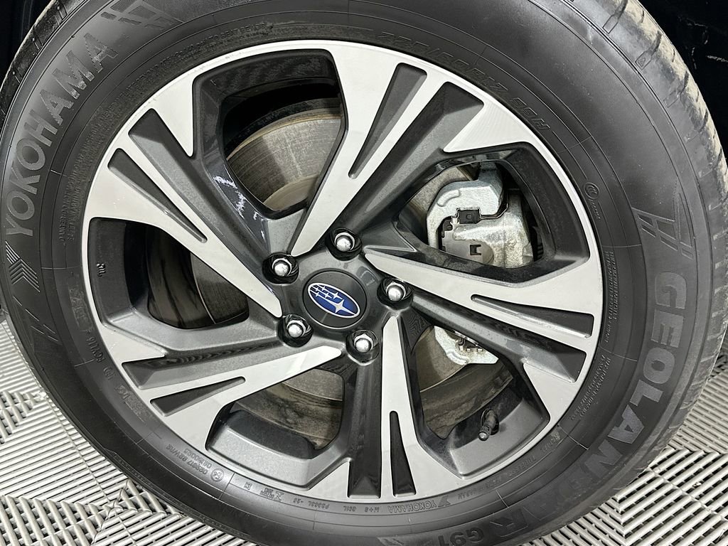 Used 2024 Subaru Crosstrek 2.0i Premium image 31