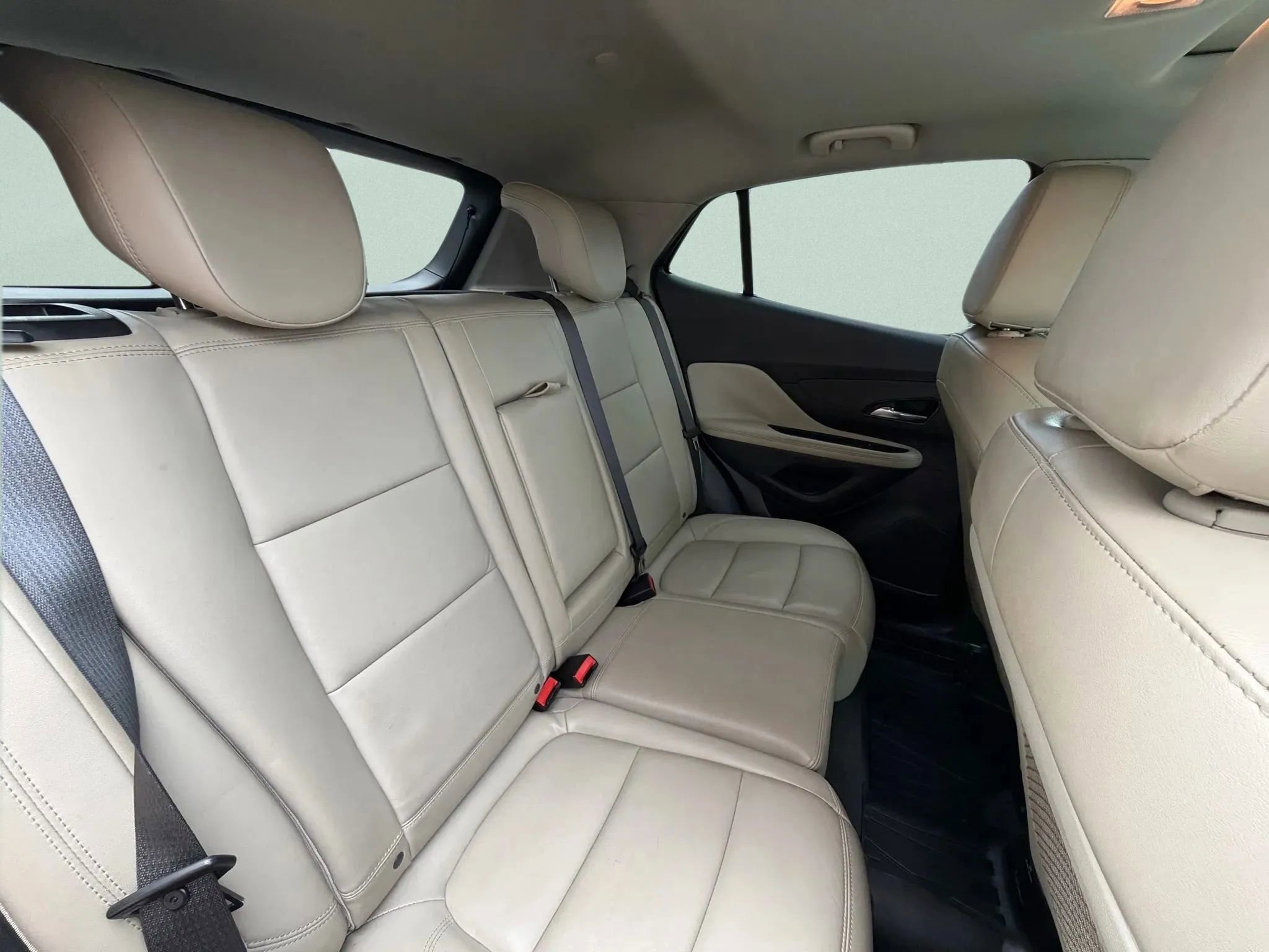 Used 2017 Buick Encore Essence w/ Experience Buick Package image 12